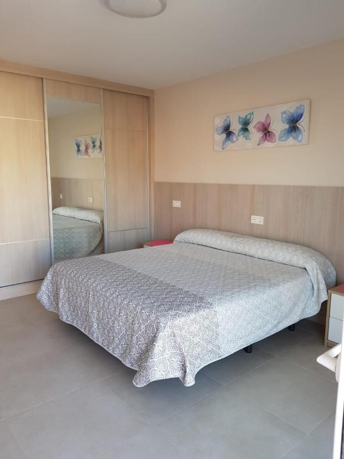 Апартаменты Apartamento Junto Al Mar En Puerto Marina Бенальмадена Экстерьер фото