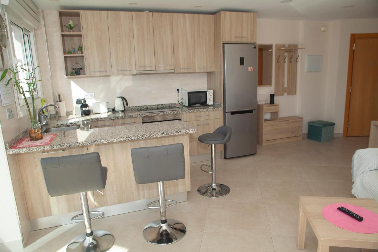 Апартаменты Apartamento Junto Al Mar En Puerto Marina Бенальмадена Экстерьер фото