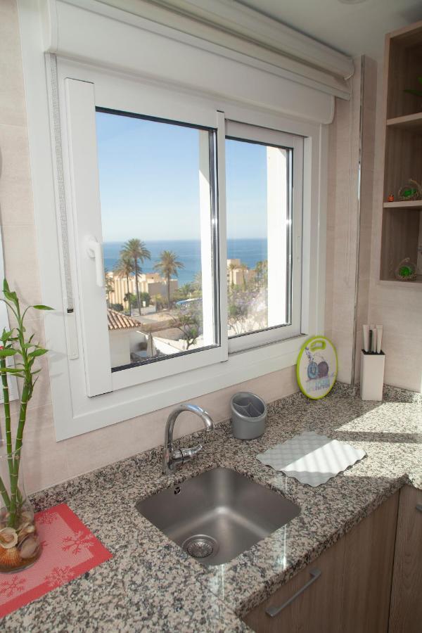 Апартаменты Apartamento Junto Al Mar En Puerto Marina Бенальмадена Экстерьер фото